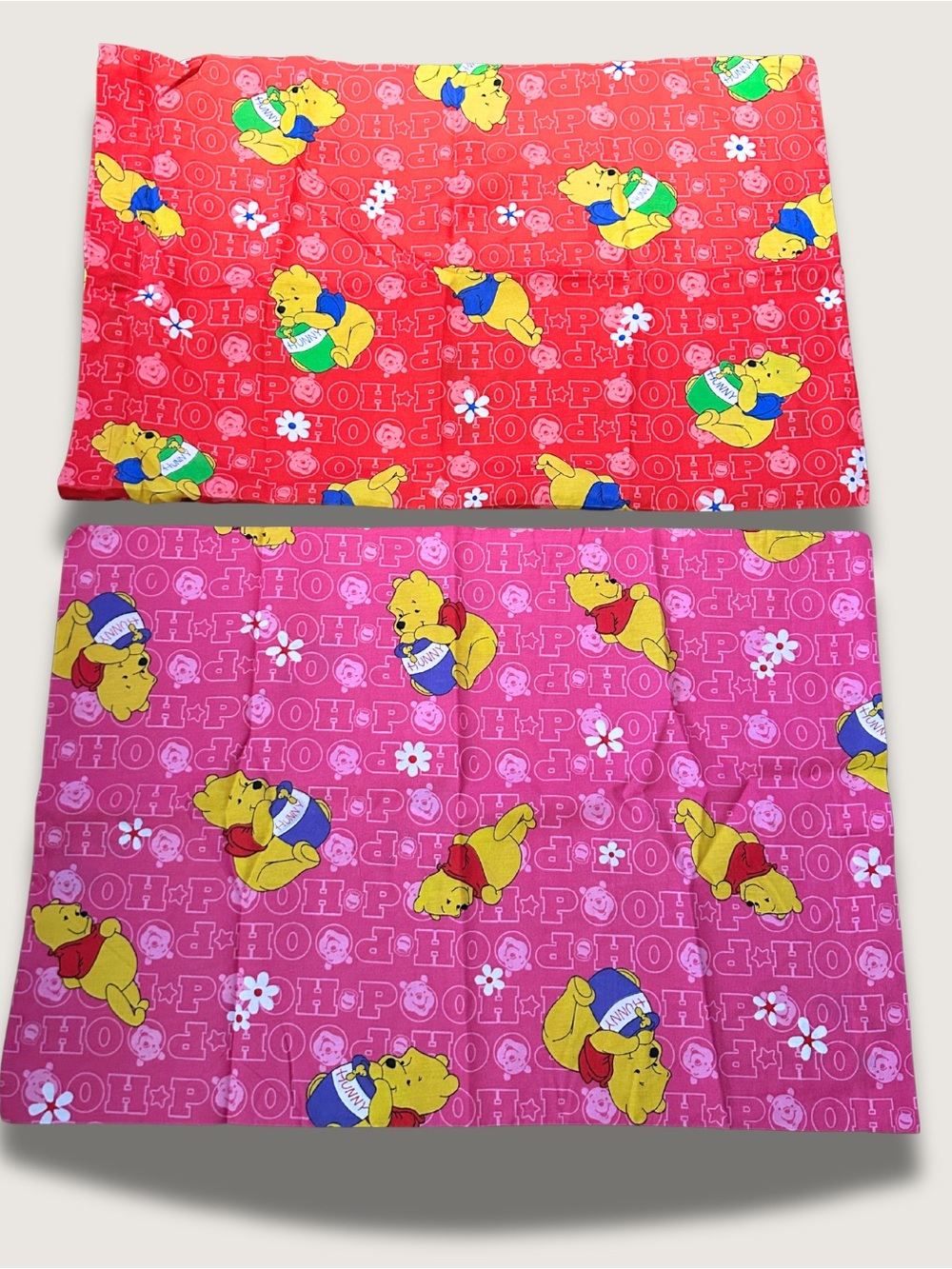 Vintage/Y2K Winnie the Pooh Pillowcases (Set of 2)